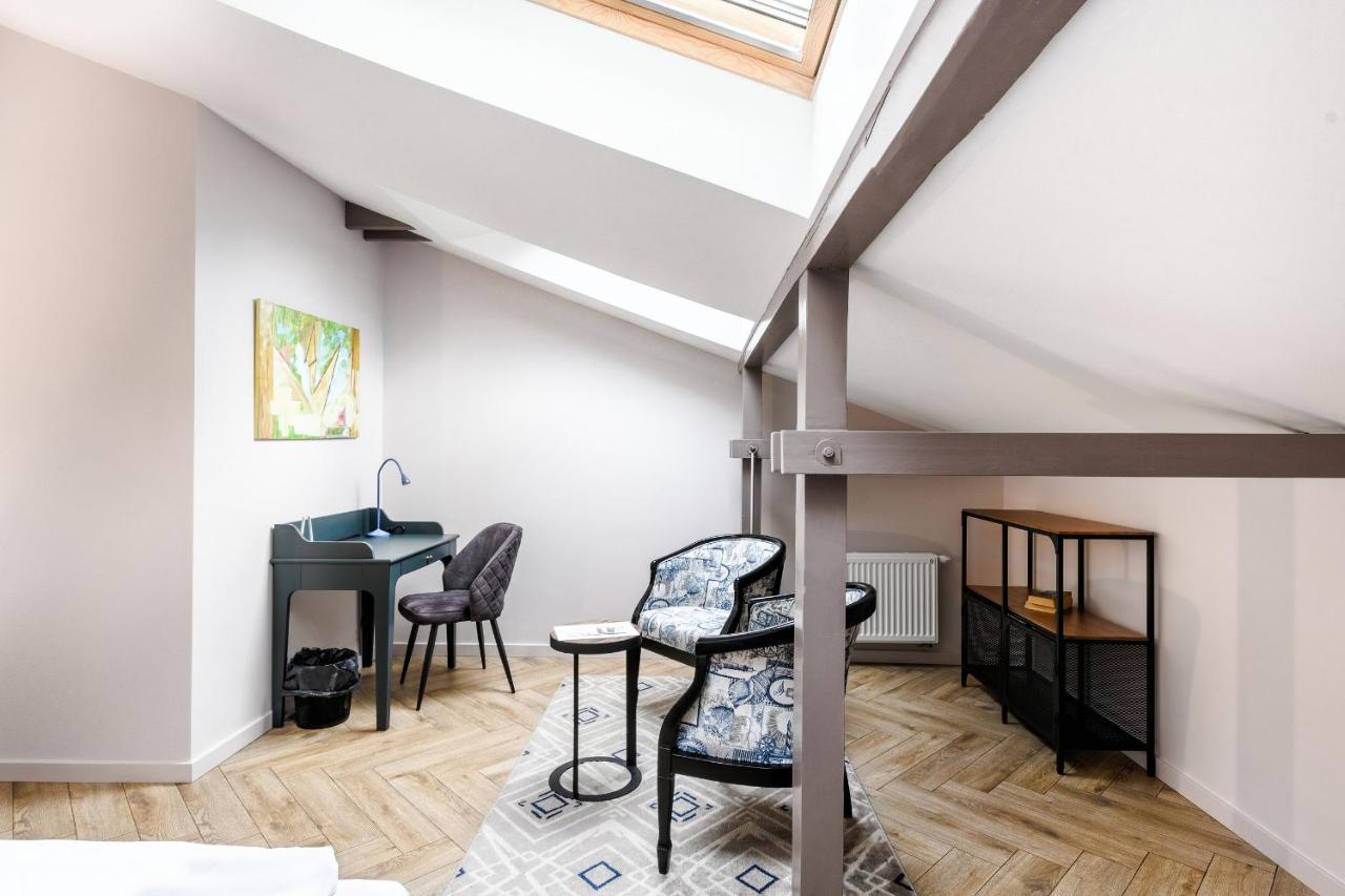 Adler Aparthotel クライペダ エクステリア 写真