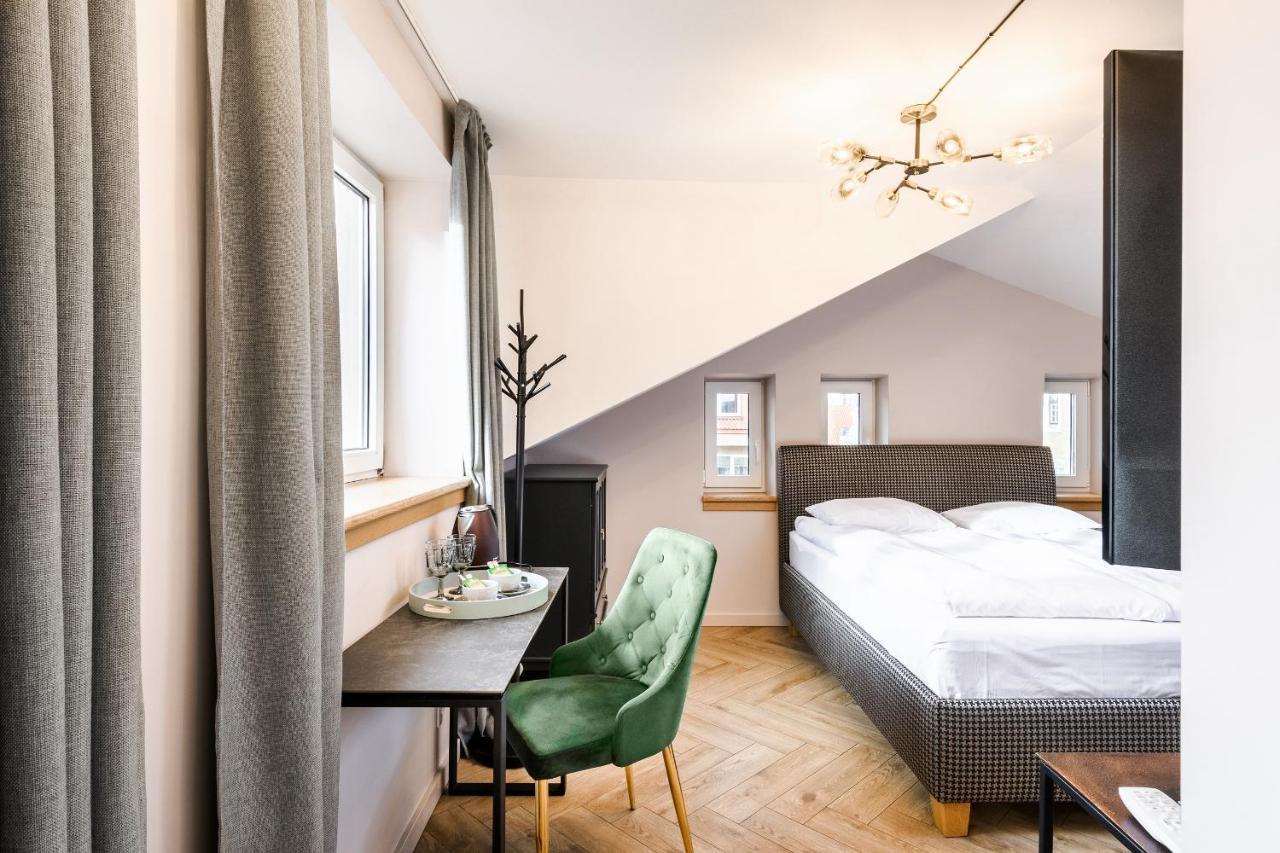 Adler Aparthotel クライペダ エクステリア 写真