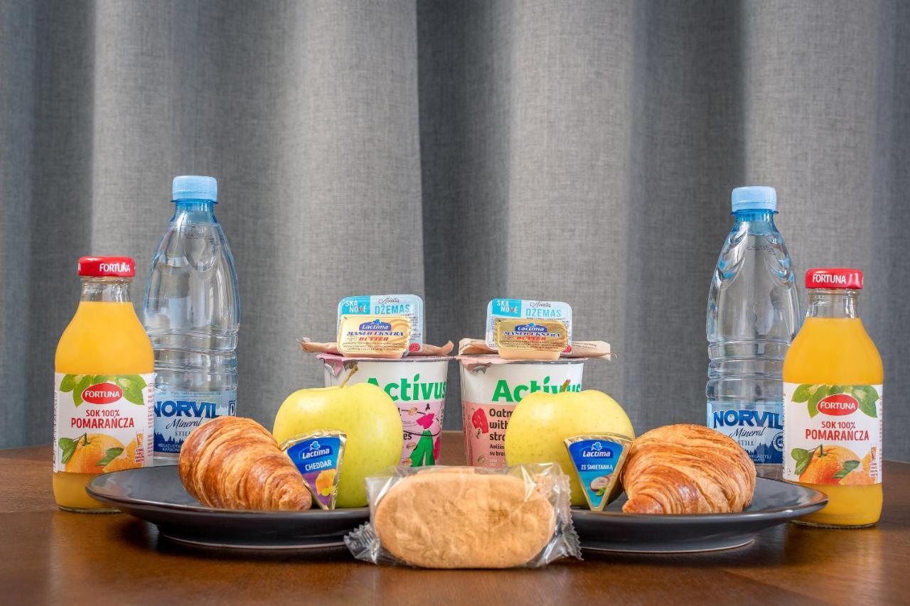 Adler Aparthotel クライペダ エクステリア 写真